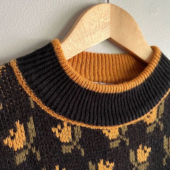 JP Collections Vintage Tulip Sweater L, Floral Knit, Black Mustard Pullover - Picture 2 of 9